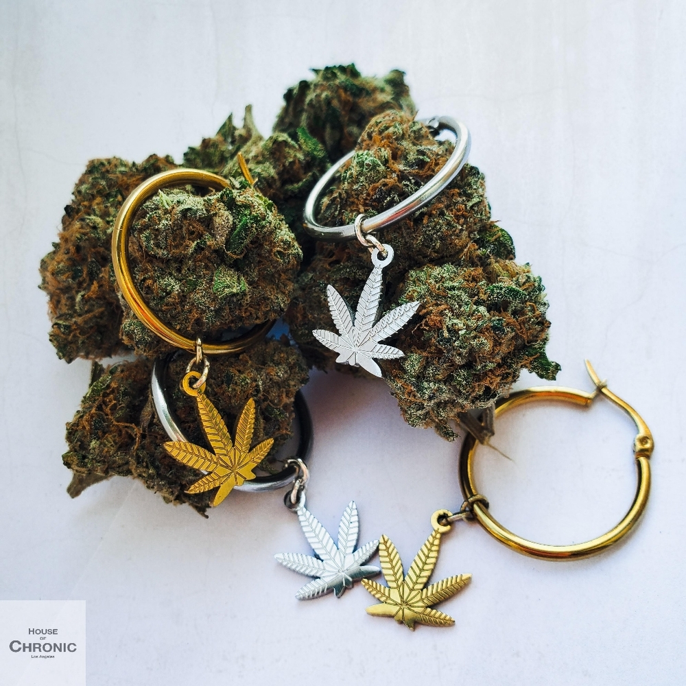Bella Babe" Silver Cannabis weed leaf hoop earring - Picture 2 of 2
